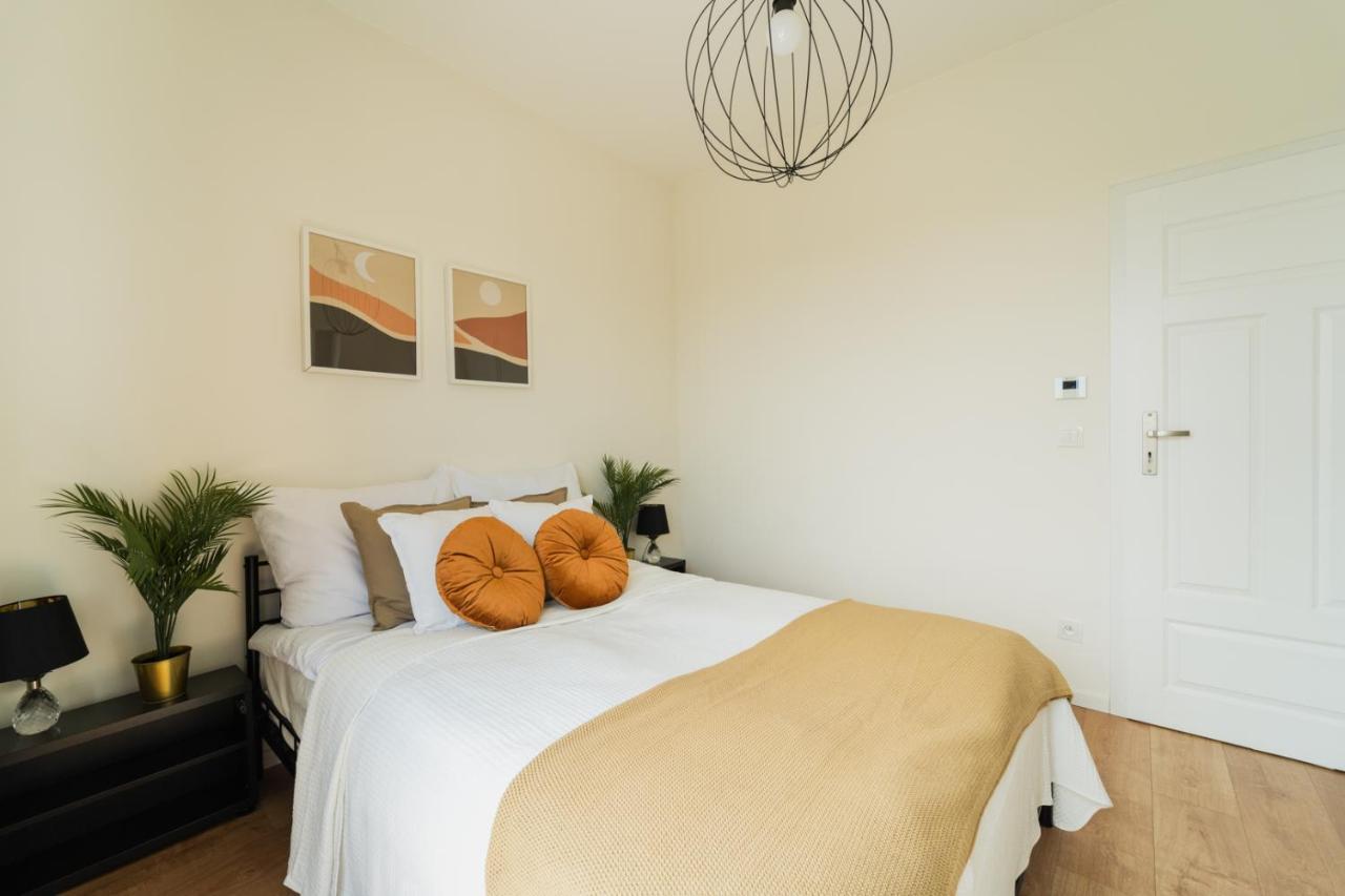 Cosy Apart - Ksiecia Witolda Street - Nice View - Parking Place *