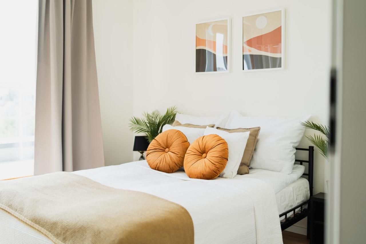 Cosy Apart - Ksiecia Witolda Street - Nice View - Parking Place Apartment *